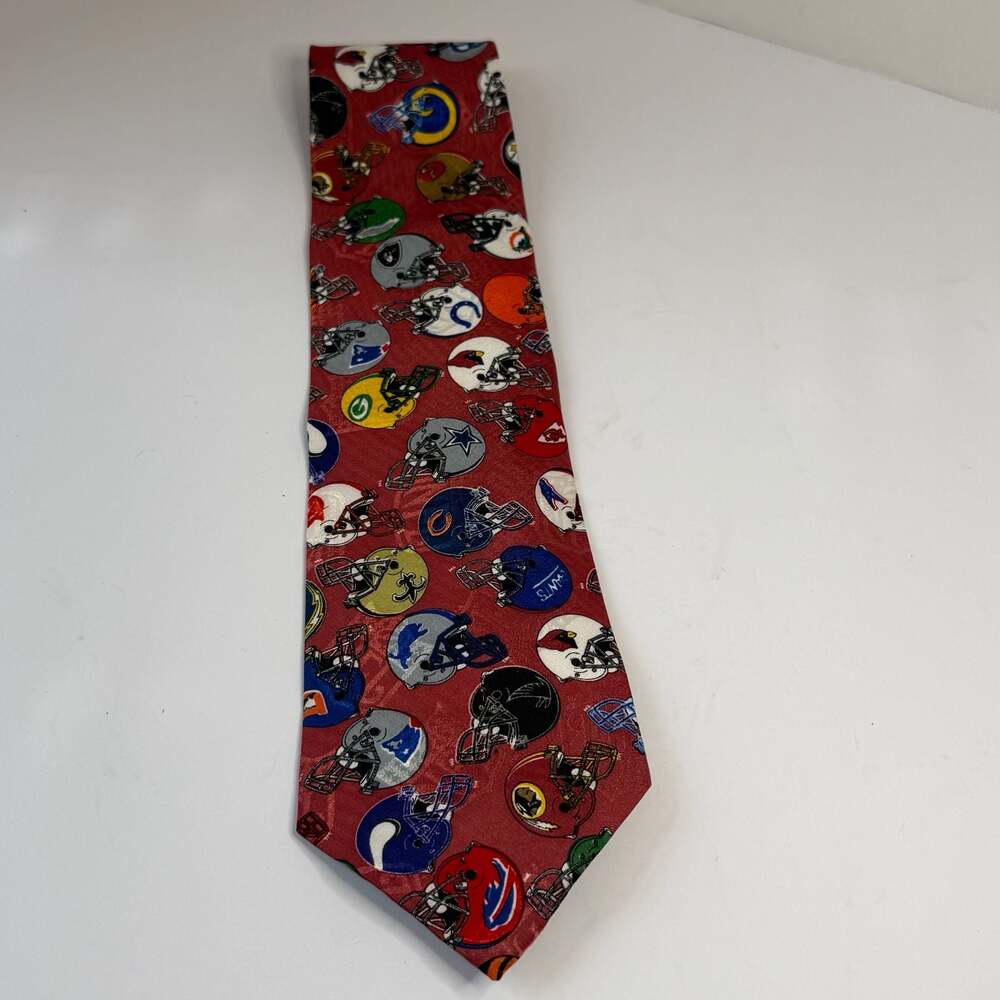 Team NFL Football Helmet Pattern Necktie Red